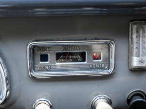 Bild 12/24 von BMW 2600 (1961)