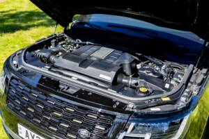 Image 41/49 of Land Rover Range Rover V8 Armoured (2022)
