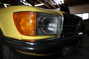 Image 12/50 of Mercedes-Benz 500 SL (1983)