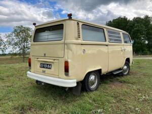 Imagen 6/15 de Volkswagen T2b minibus (1974)
