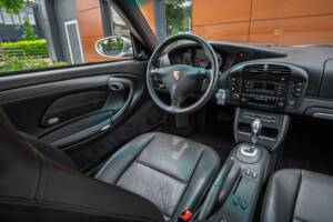 Afbeelding 65/73 van Porsche 911 Carrera 4S (2002)