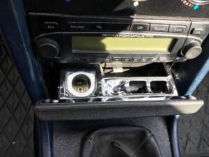 Bild 11/27 von Mercedes-Benz 230 E (1983)