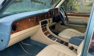 Image 8/10 of Bentley Turbo R (1990)