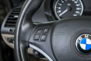 Image 19/50 of BMW 118i (2008)