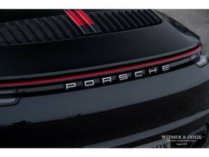 Bild 40/42 von Porsche 911 Carrera S (2019)