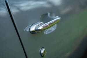 Image 20/57 de Aston Martin DBS Vantage (1969)