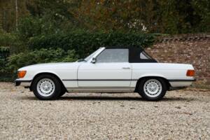 Bild 14/50 von Mercedes-Benz 280 SL (1977)