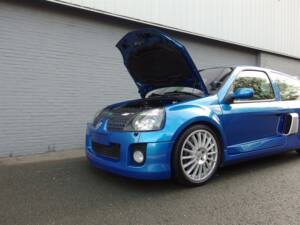 Imagen 60/100 de Renault Clio II V6 (2004)