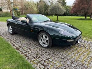 Image 3/44 of Aston Martin DB 7 Volante (1998)