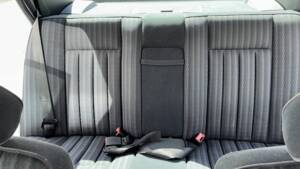 Immagine 15/33 di Mercedes-Benz 230 E (1992)