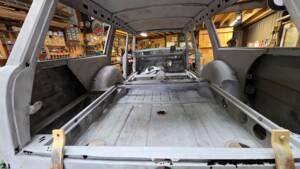Image 30/31 of Mercedes-Benz 230 S Universal (1966)