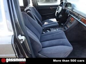 Bild 10/15 von Mercedes-Benz 560 SEL (1990)