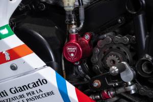 Image 25/50 of Ducati DUMMY (2010)