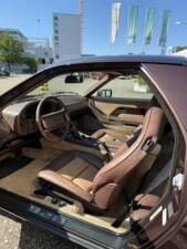 Image 22/28 of Porsche 928 S4 (1987)