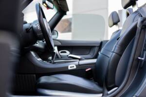 Image 26/32 of BMW Z8 (2001)
