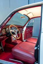Image 43/50 de Jaguar Mk II 3.8 (1963)