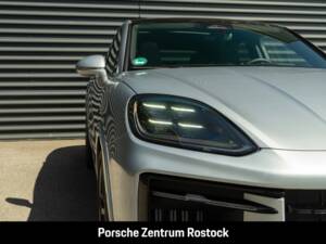 Imagen 5/34 de Porsche Cayenne Coupé E-Hybrid (2026)