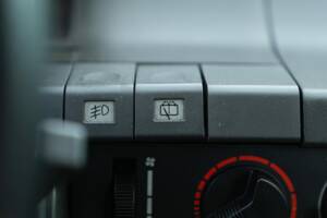 Bild 32/50 von Renault R 5 GT Turbo (1986)