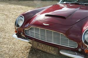 Bild 7/50 von Aston Martin DB 6 Vantage (1966)