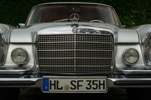 Image 6/95 of Mercedes-Benz 280 SE 3,5 (1970)