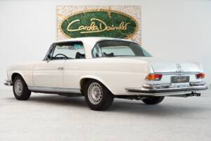 Image 6/38 of Mercedes-Benz 280 SE 3,5 (1970)