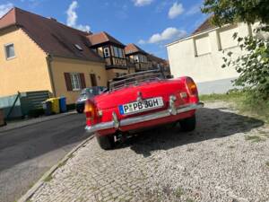 Image 5/81 de MG MGB (1976)