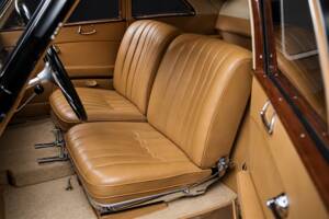 Image 8/12 of Mercedes-Benz 540 K (1936)