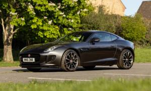 Image 1/45 of Jaguar F-Type (2016)