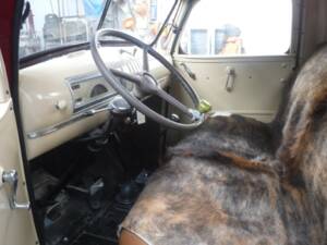 Image 15/37 of Chevrolet AK Series (1941)