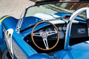 Image 23/33 of AC Cobra 427 (1965)