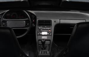 Image 26/43 of Porsche 928 GT (1991)