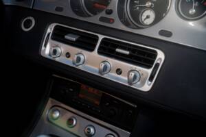 Image 62/84 of BMW Z8 (2001)