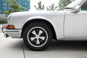 Image 19/27 of Porsche 911 2.0 T (1969)