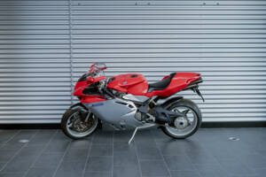 Image 6/15 of MV Agusta DUMMY (2006)