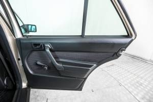Image 22/50 of Mercedes-Benz 190 D (1986)