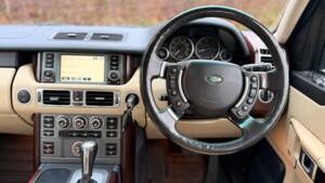 Bild 17/27 von Land Rover Range Rover Vogue TDV8 (2009)