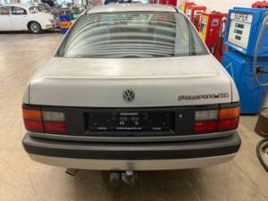 Bild 14/18 von Volkswagen Passat 1.8 (1993)