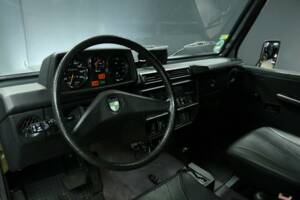 Image 16/50 of Mercedes-Benz G 230 (1993)