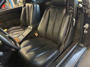 Image 26/37 de Mercedes-Benz 500 SL 6.0 AMG (1990)