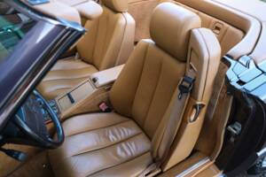 Image 45/50 of Mercedes-Benz 500 SL (1990)