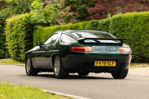 Bild 43/50 von Porsche 928 S4 (1989)