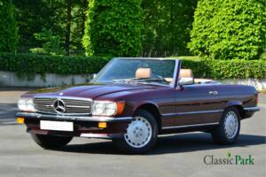 Bild 1/50 von Mercedes-Benz 560 SL (1987)