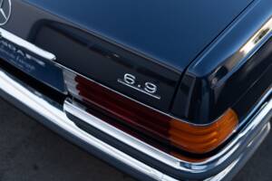 Image 27/30 of Mercedes-Benz 450 SEL 6,9 (1977)