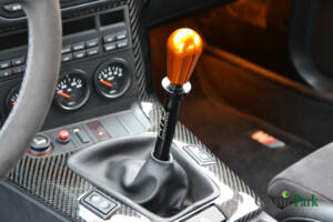 Image 32/50 of BMW 323i (1998)