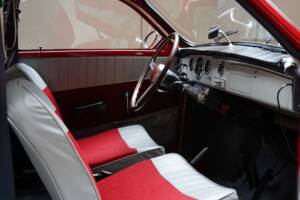 Image 27/100 of Saab 96 (1964)