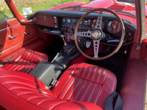 Afbeelding 7/12 van Jaguar E-Type (2+2) (1966)