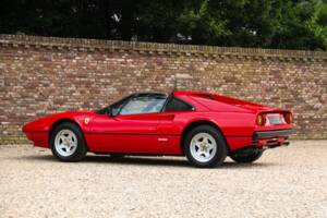 Image 39/50 de Ferrari 308 GTSi (1981)