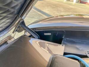 Image 90/101 of Maserati Mexico 4200 (1971)