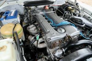 Bild 37/50 von Mercedes-Benz 280 SL (1977)