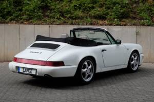 Image 2/60 de Porsche 911 Carrera 2 (1991)